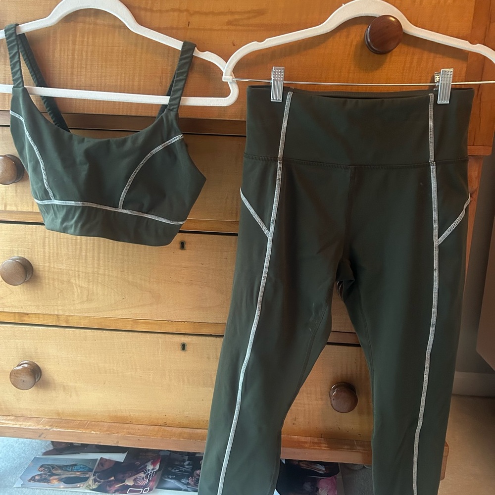 Women's Olive Green Active Leggings & Sports Bra Set